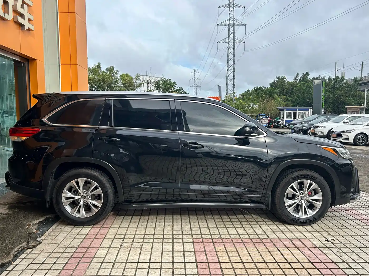 Toyota Highlander 2018 2.0T 2WD Elite 7-seater (China V) фото 8