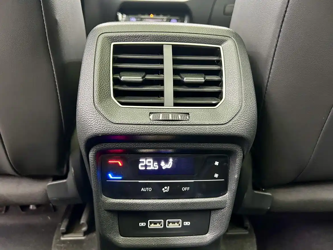Volkswagen Tayron 2023 280TSI 2WD Luxury Plus Advanced Edition фото 22