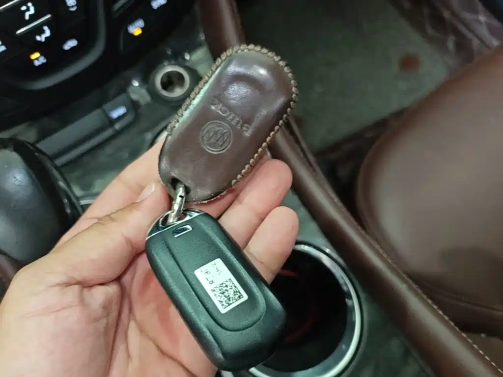 Фото 9 - Buick Envision Plus