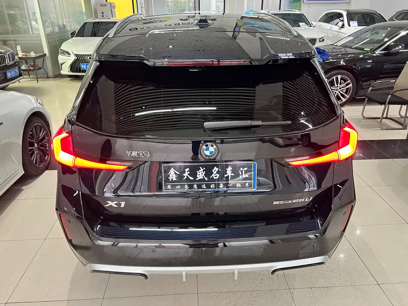 BMW X1 2024 sDrive25Li M Sport Package фото 13