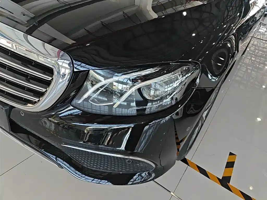 Mercedes-Benz E-Class 2018 Facelift E 300 L Luxury фото 24