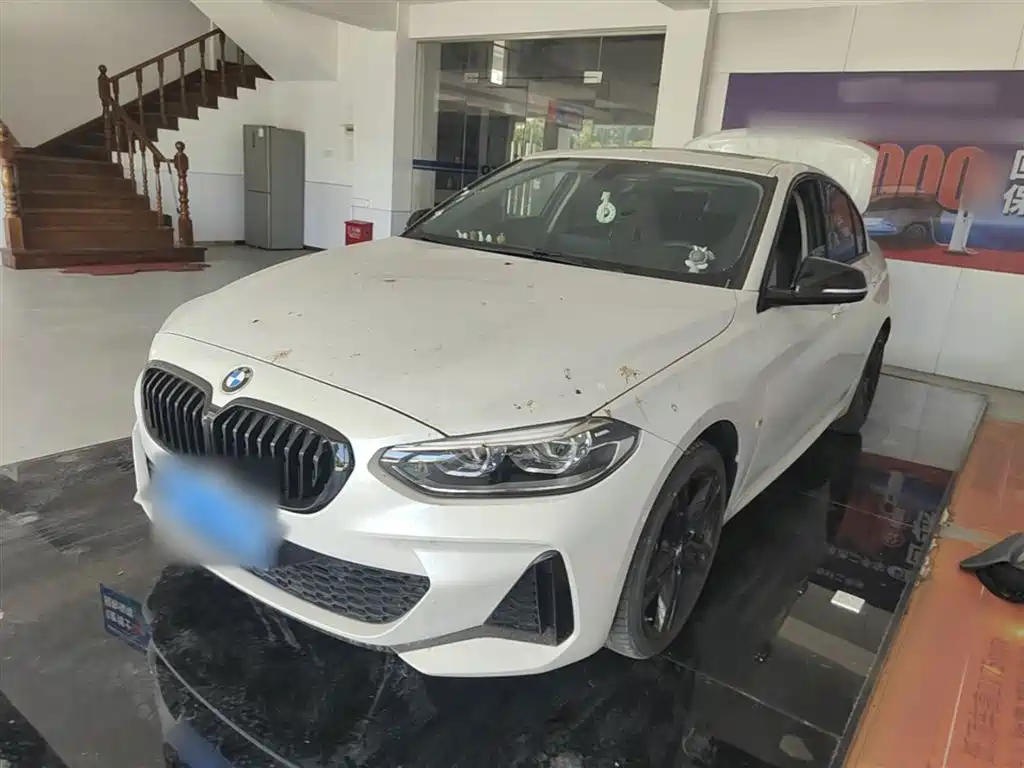 BMW 1 Series 2022 125i M Sport Shadow Edition