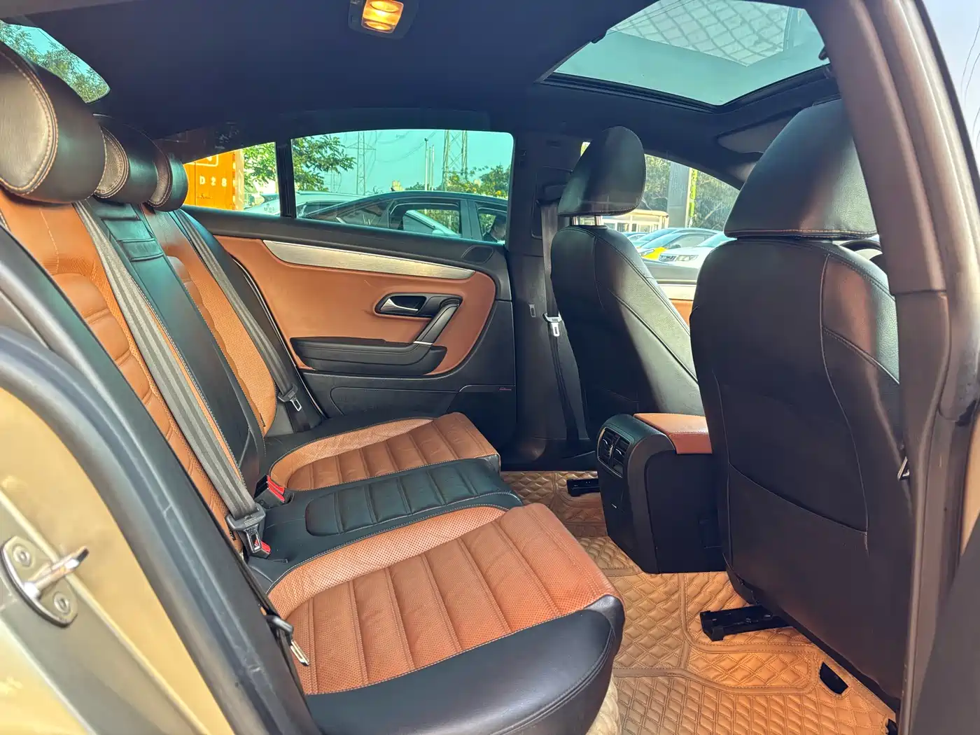 Volkswagen FAW-Volkswagen CC 2015 2.0TSI Supreme Edition фото 12