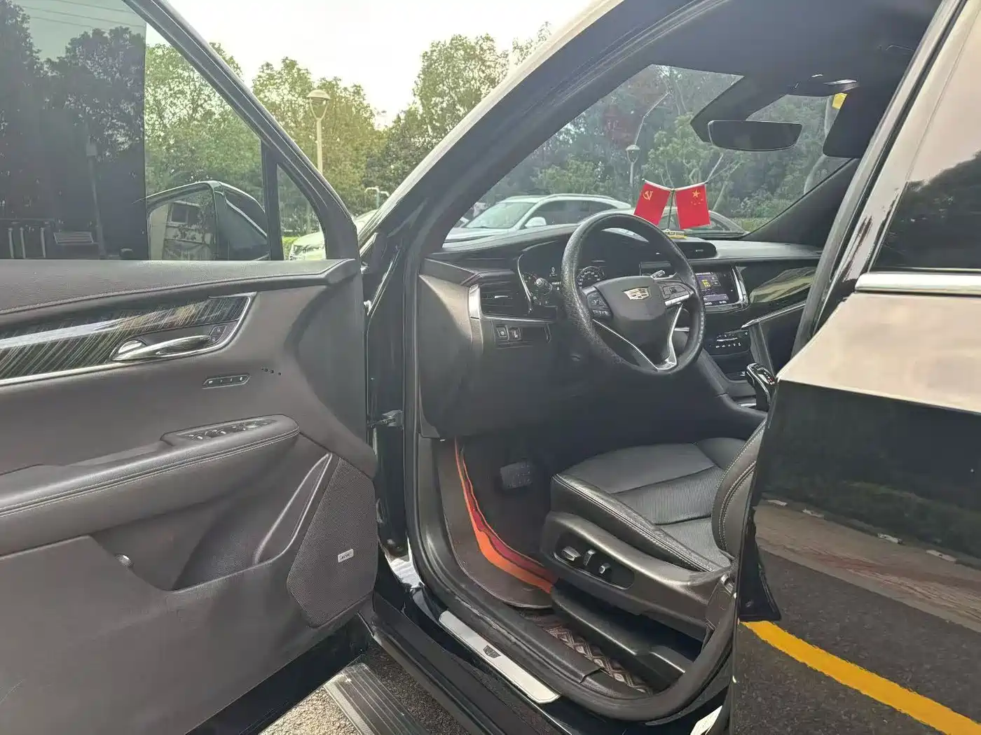 Cadillac XT6 2021 28T 6-Seater AWD Luxury фото 4