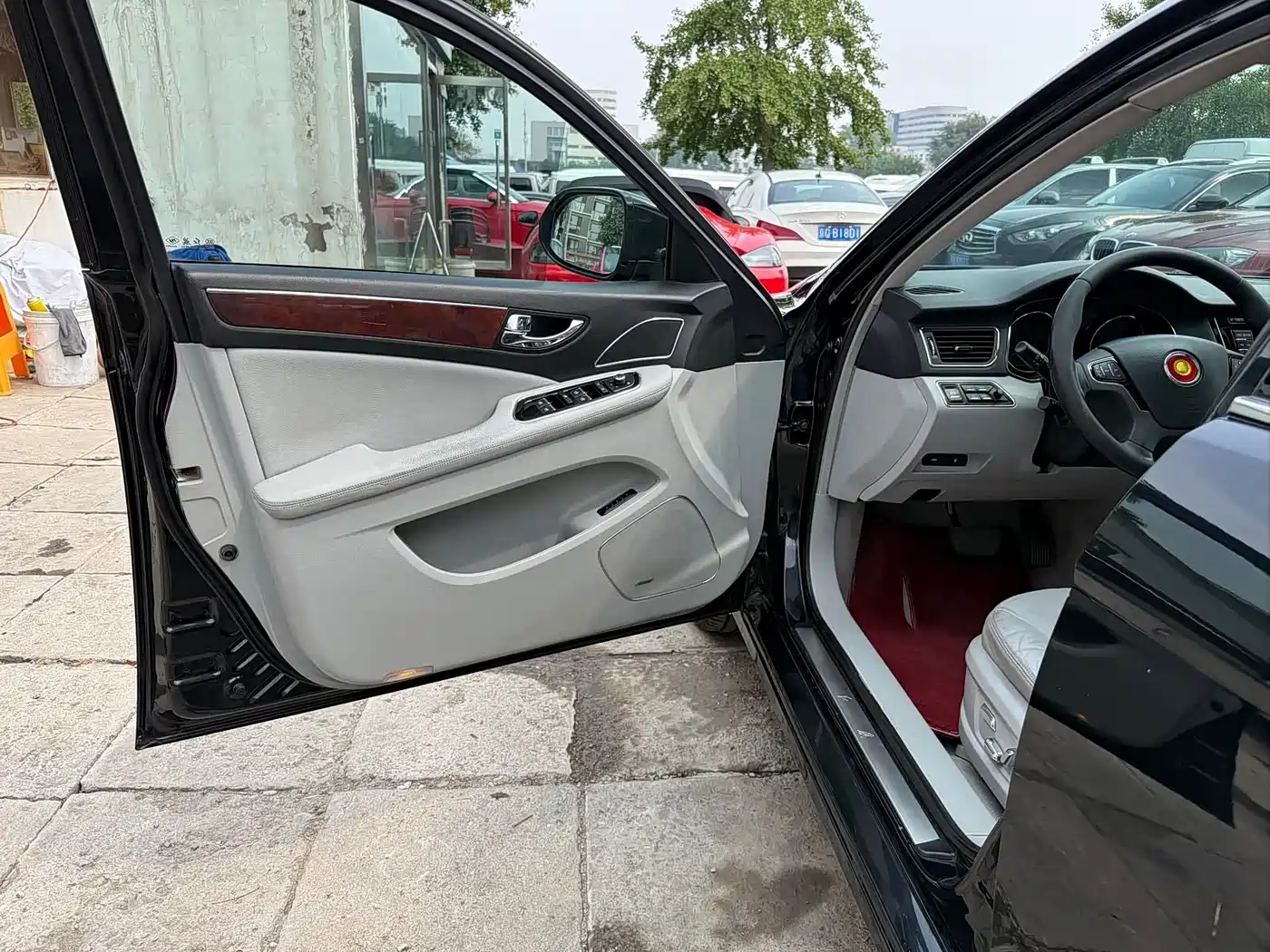 Hongqi H7 2015