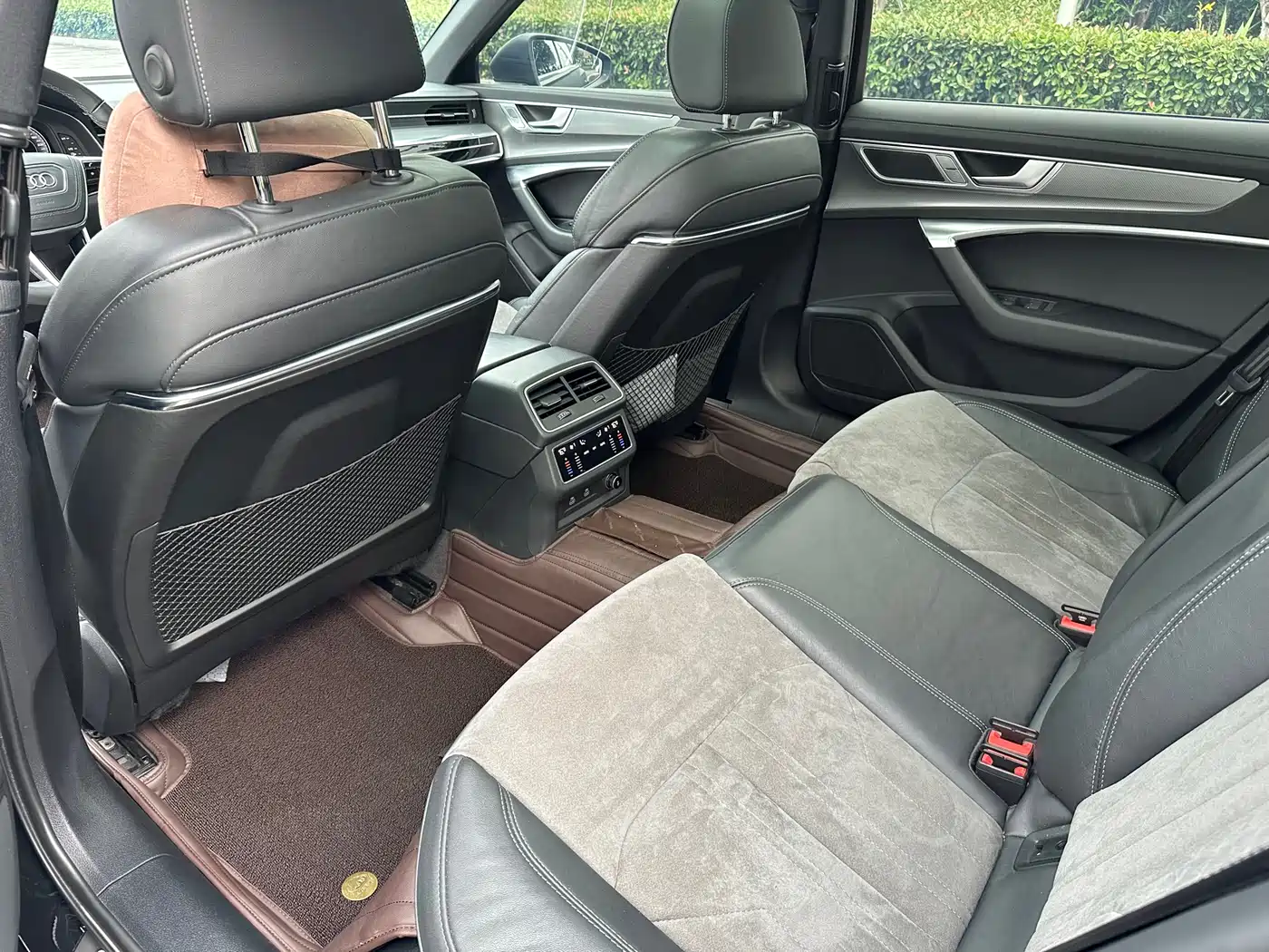 Audi A6L 2023 45 TFSI Premium Selection Dynamic фото 10
