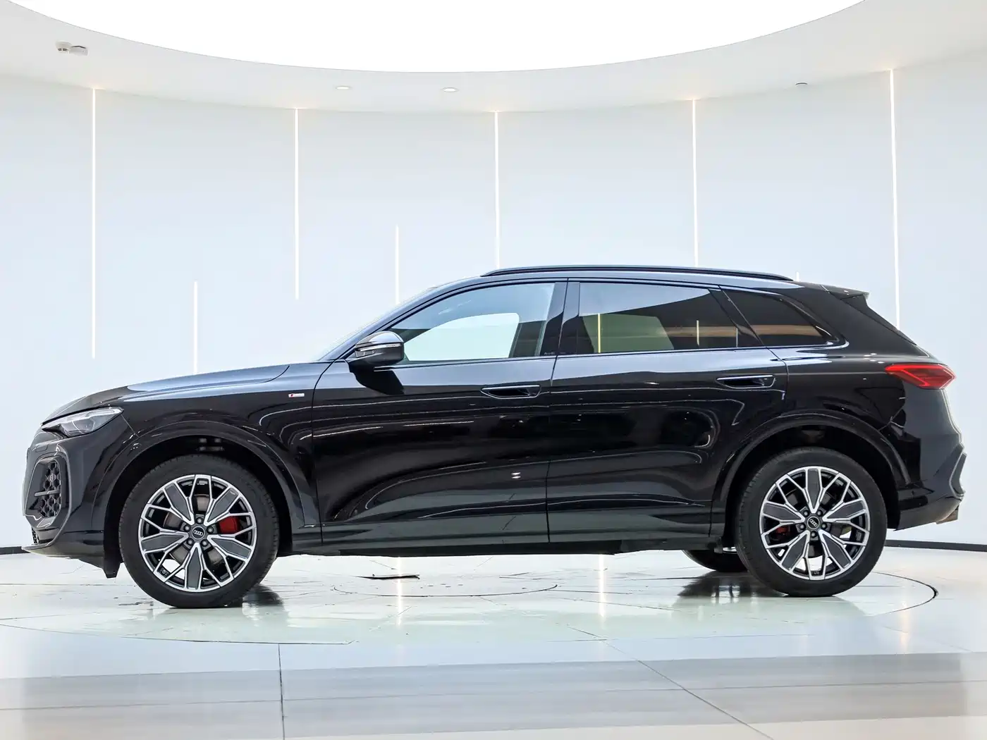 Audi Q5L 2026 2026 Luxury Sport 150kW