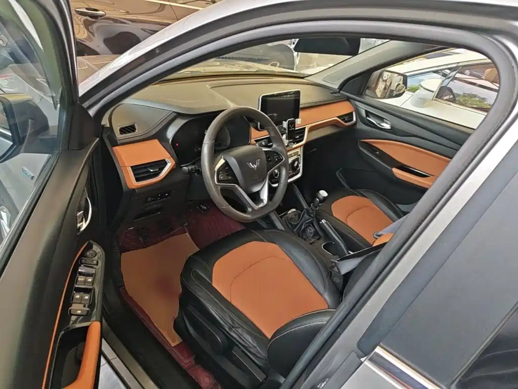 Wuling Motors Wuling Hongguang S3 2019 2019 1.5T Manual Luxury Model China VI