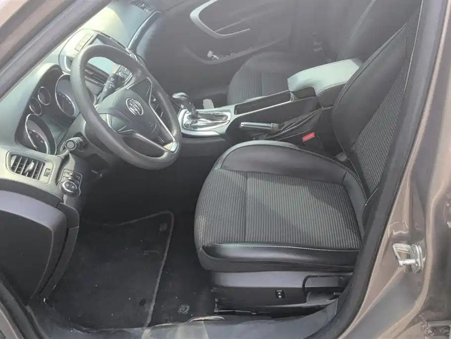 Buick Regal 2015 1.6T Leading Tech Edition фото 9