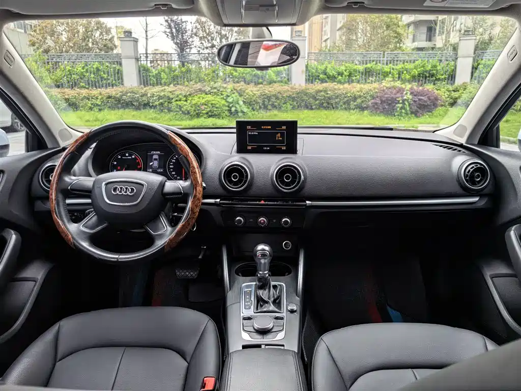 Audi A3 2014 Sportback 35 TFSI Automatic Progressive фото 20