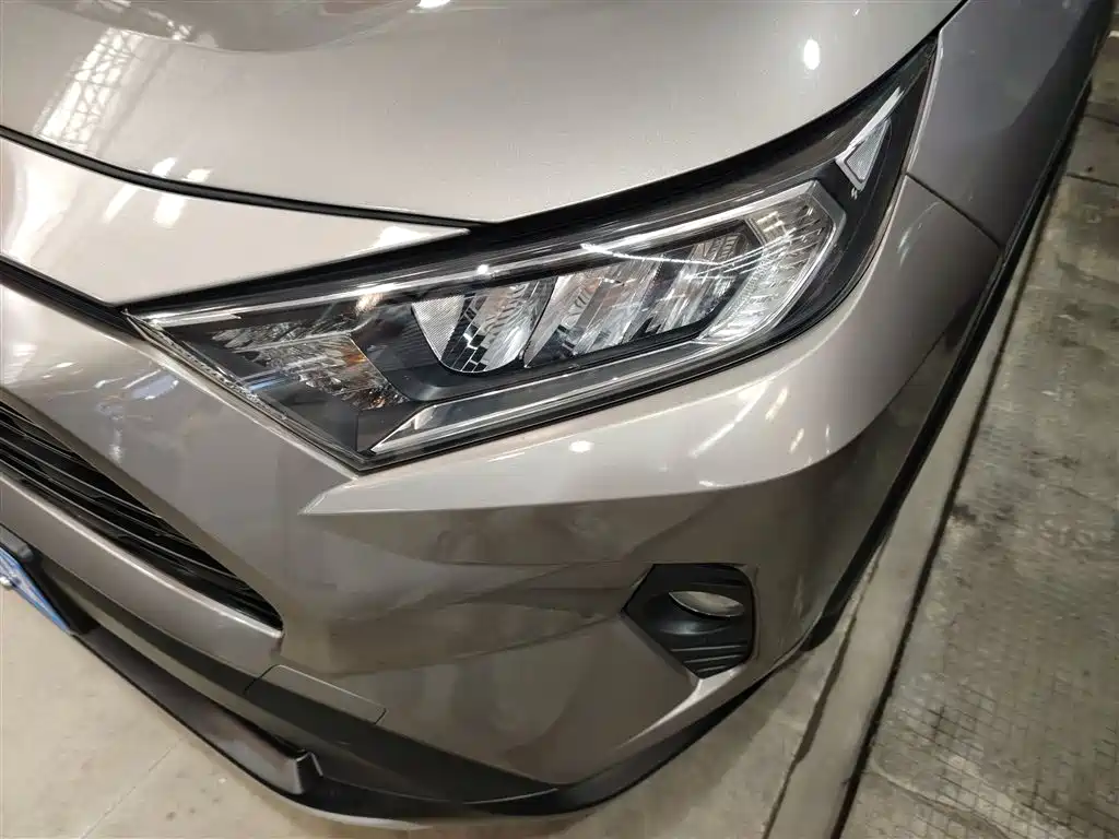 Toyota RAV4 Rongfang 2020 2.0L CVT 2WD Trend Edition фото 18