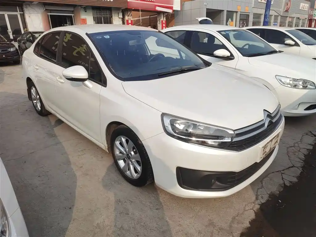 Фото 22 - Citroën C4 C-Quatre