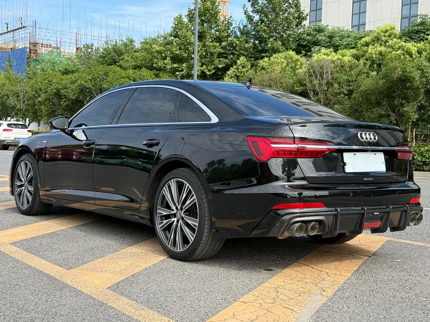 Audi A6L 2021 45 TFSI quattro Exclusive Sport фото 12