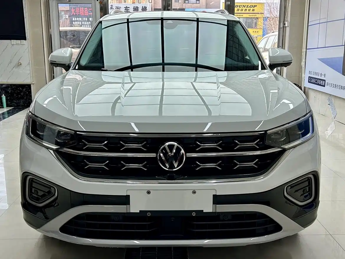 Volkswagen Tayron 2023 280TSI 2WD Luxury Plus Advanced Edition фото 2