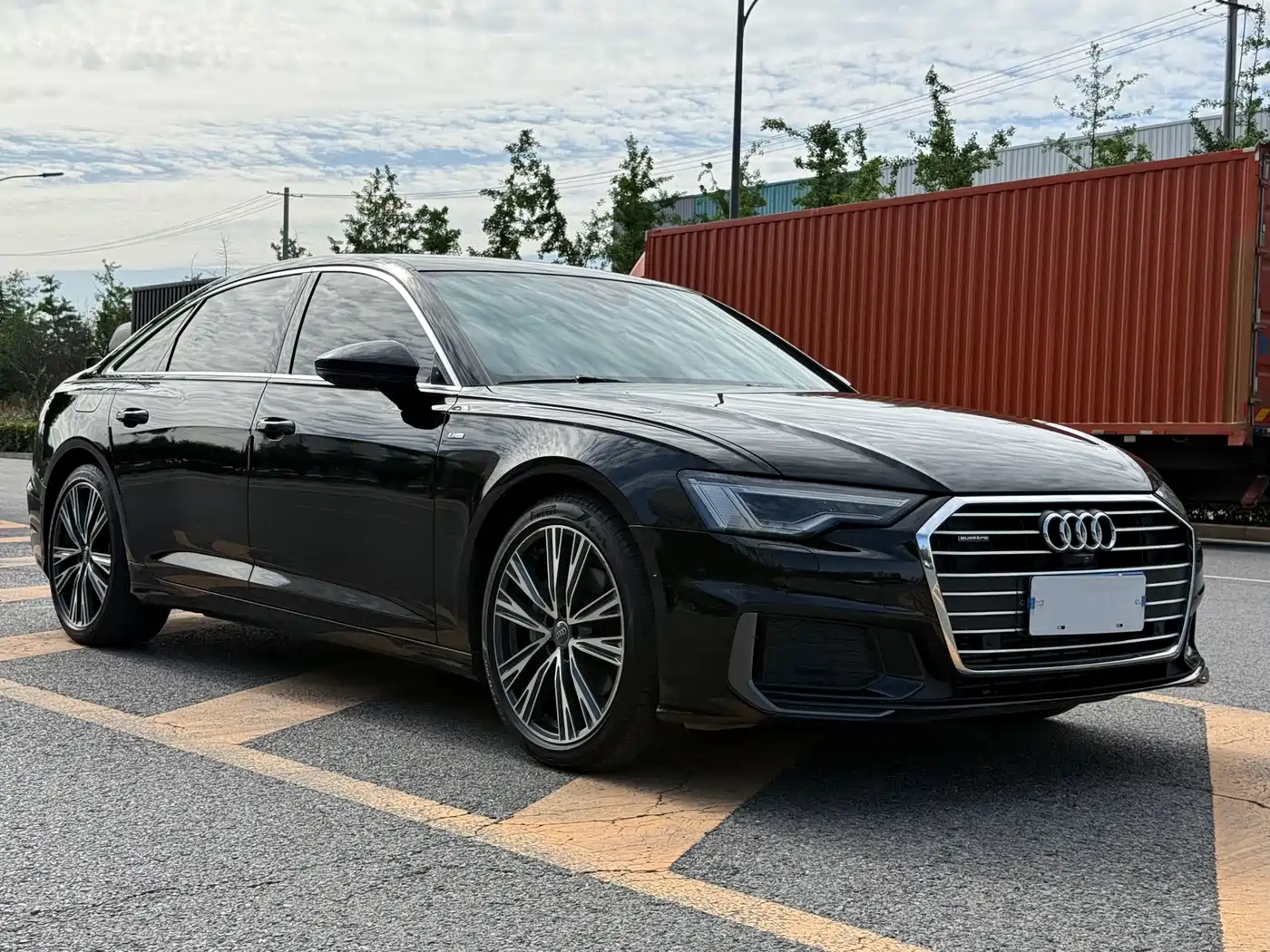 Audi A6L 2021 45 TFSI quattro Exclusive Sport фото 2