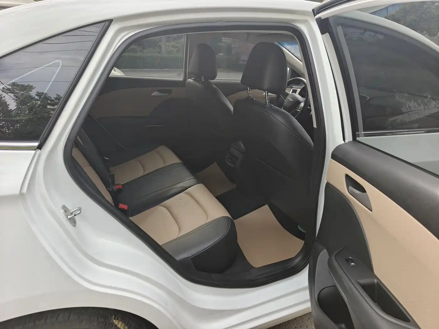 Chevrolet Monza 2020 320 Auto Joy Edition фото 8