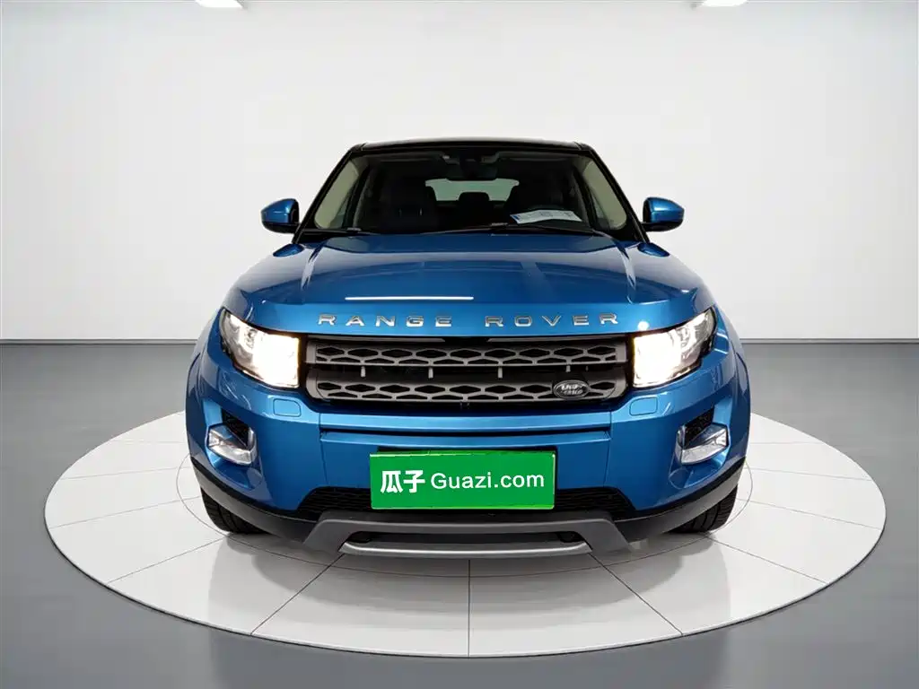 Land Rover Range Rover Evoque 2015 2.0T 5-Door Intelligent Edition фото 3