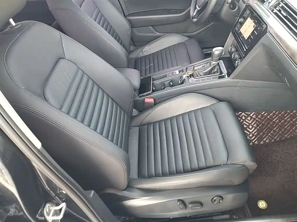 Volkswagen Magotan 2019 330TSI DSG Luxury China V фото 25
