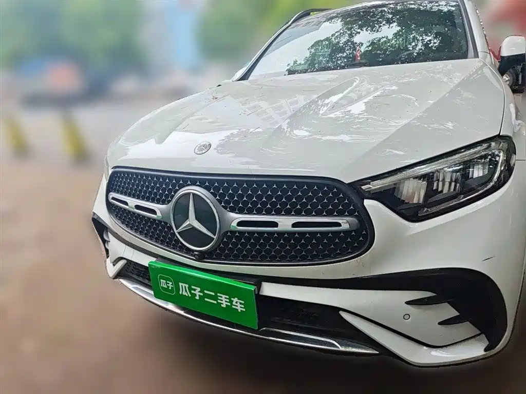 Mercedes-Benz GLC 2023 GLC 300 L 4MATIC Sport 5-Seater фото 2