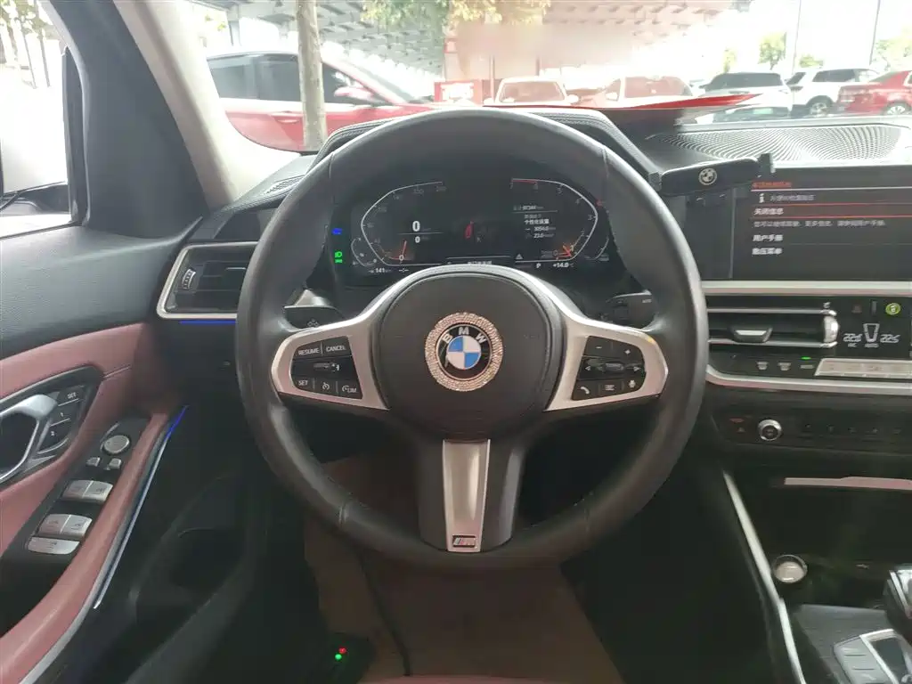 BMW 3-SERIES