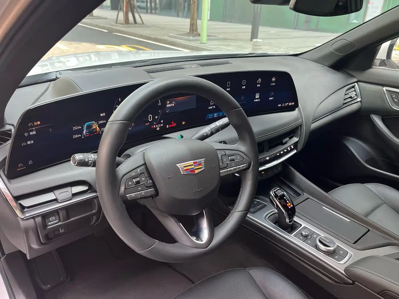 Cadillac CT5 2024 28T Luxury Model Pro фото 14