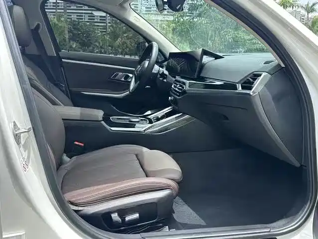 BMW i3 2022 eDrive 35 L фото 7