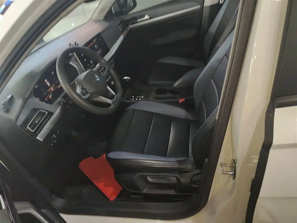 Volkswagen Lavida 2024 Model 1.5L Automatic Delight Edition фото 11