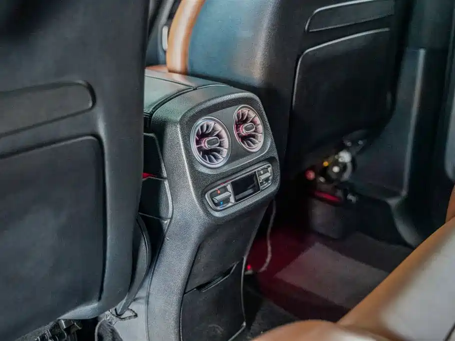 Mercedes-Benz G-Class AMG 2019 Facelift AMG G 63 фото 9