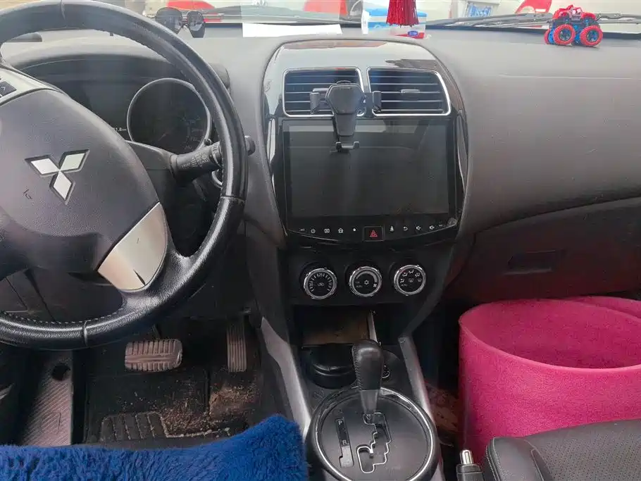 Mitsubishi ASX 2018 2.0L CVT 2WD Premium фото 13