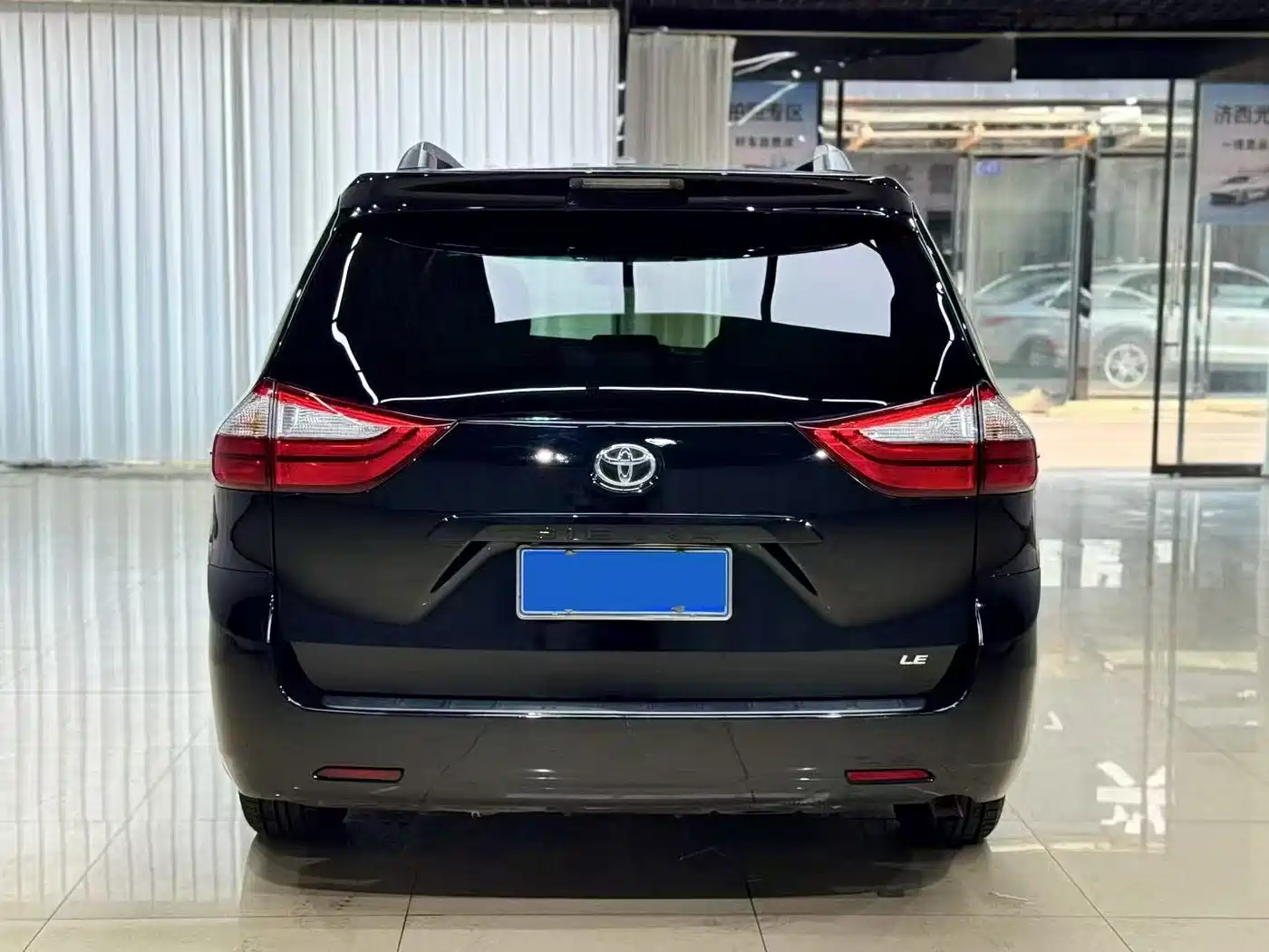 Toyota Sienna 2015 2015 3.5L 2WD LE