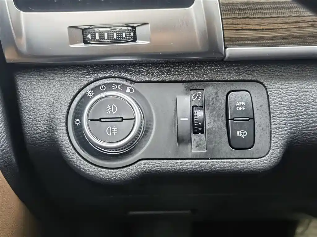 Haval H9 2017 2.0T Petrol 4WD Luxury 7-seater фото 21