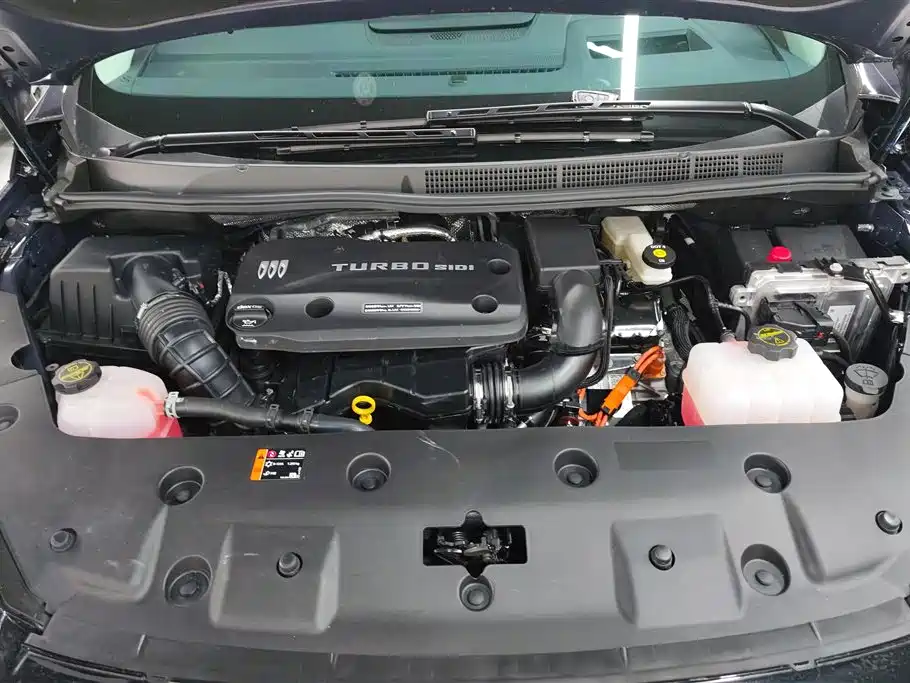 Buick GL8 New Energy фото 10