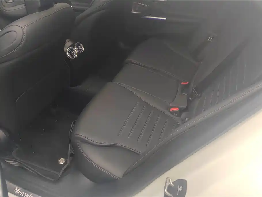 Mercedes-Benz C-Class 2025 Facelift C 260 L Night Sport Edition фото 11