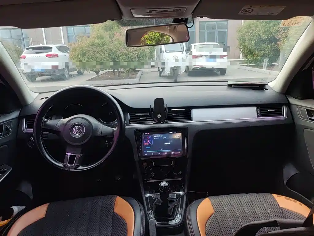 Volkswagen Bora 2015 Quality Edition 1.6L Manual Fashion фото 5