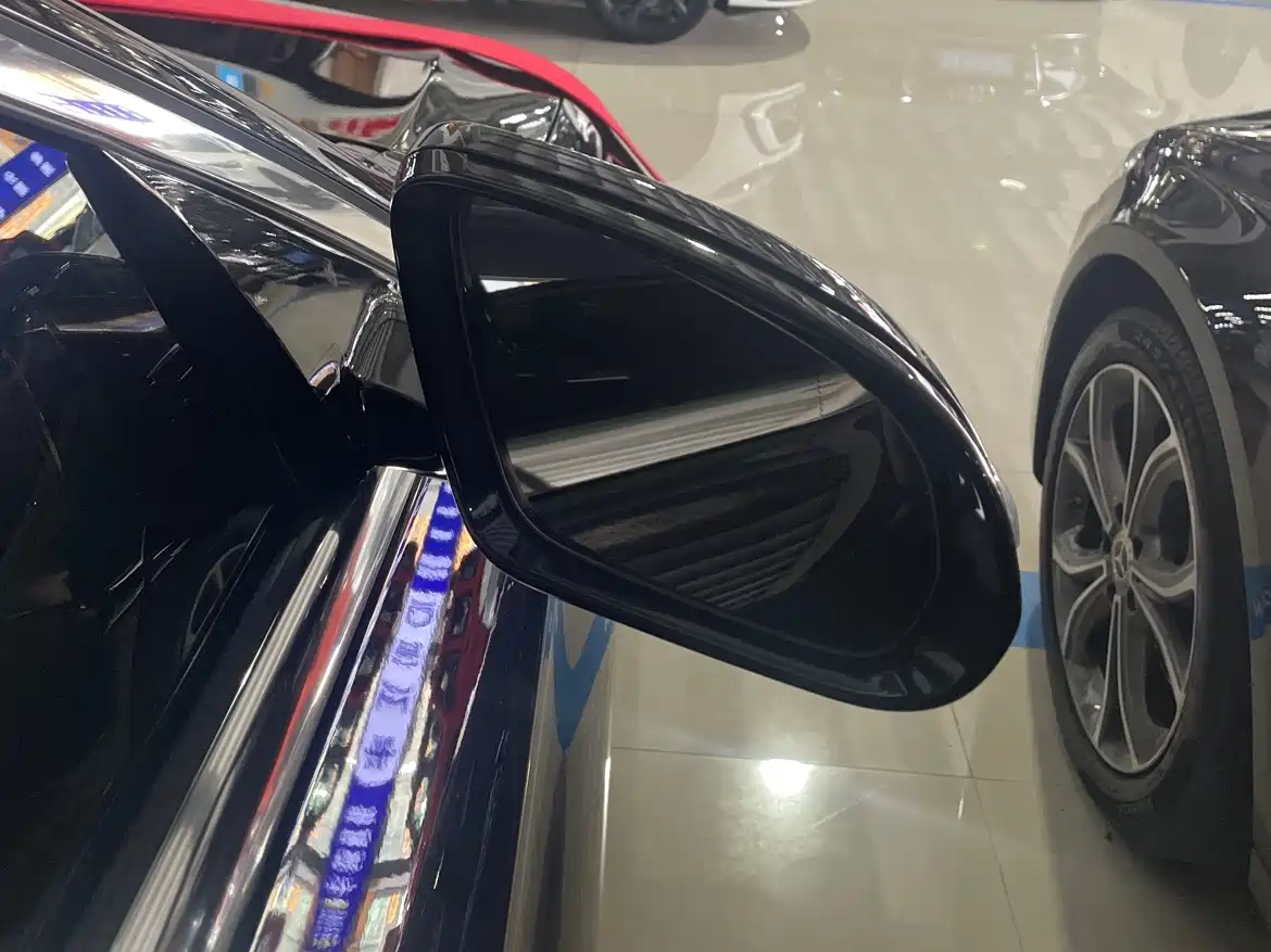 Mercedes-Benz E-Class 2020 Model E 260 L Sport фото 16