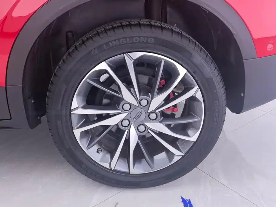 Geely Coolray 2020 2019 Sport 260T DCT Battle China VI