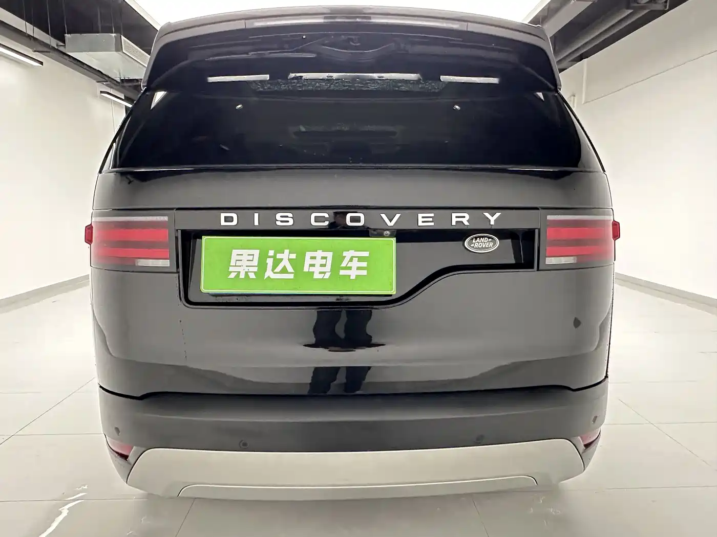 Land Rover Discovery 2023 300PS S фото 5