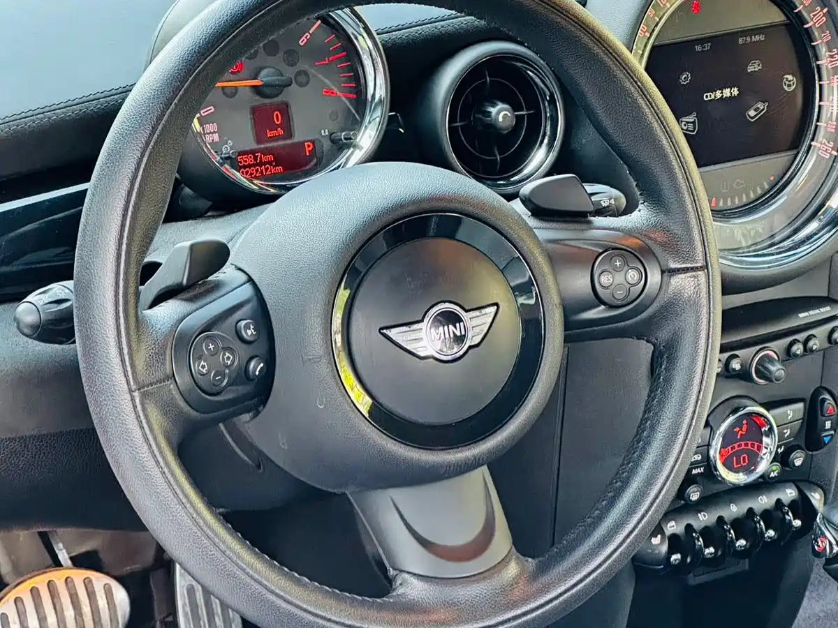 MINI COUPE 2012 1.6T COOPER S фото 10