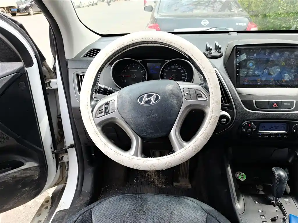 Hyundai Beijing Hyundai ix35 2015 2.0L Automatic 2WD Smart China V фото 11