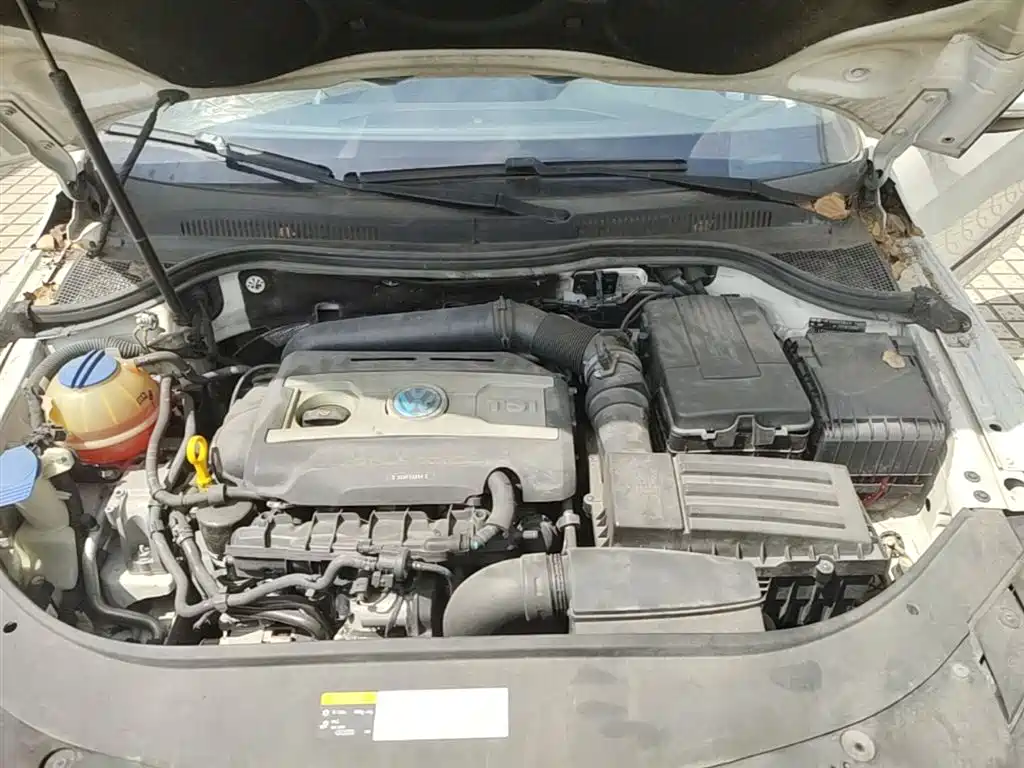 Volkswagen FAW-Volkswagen CC 2016 Model 1.8TSI Luxury фото 20
