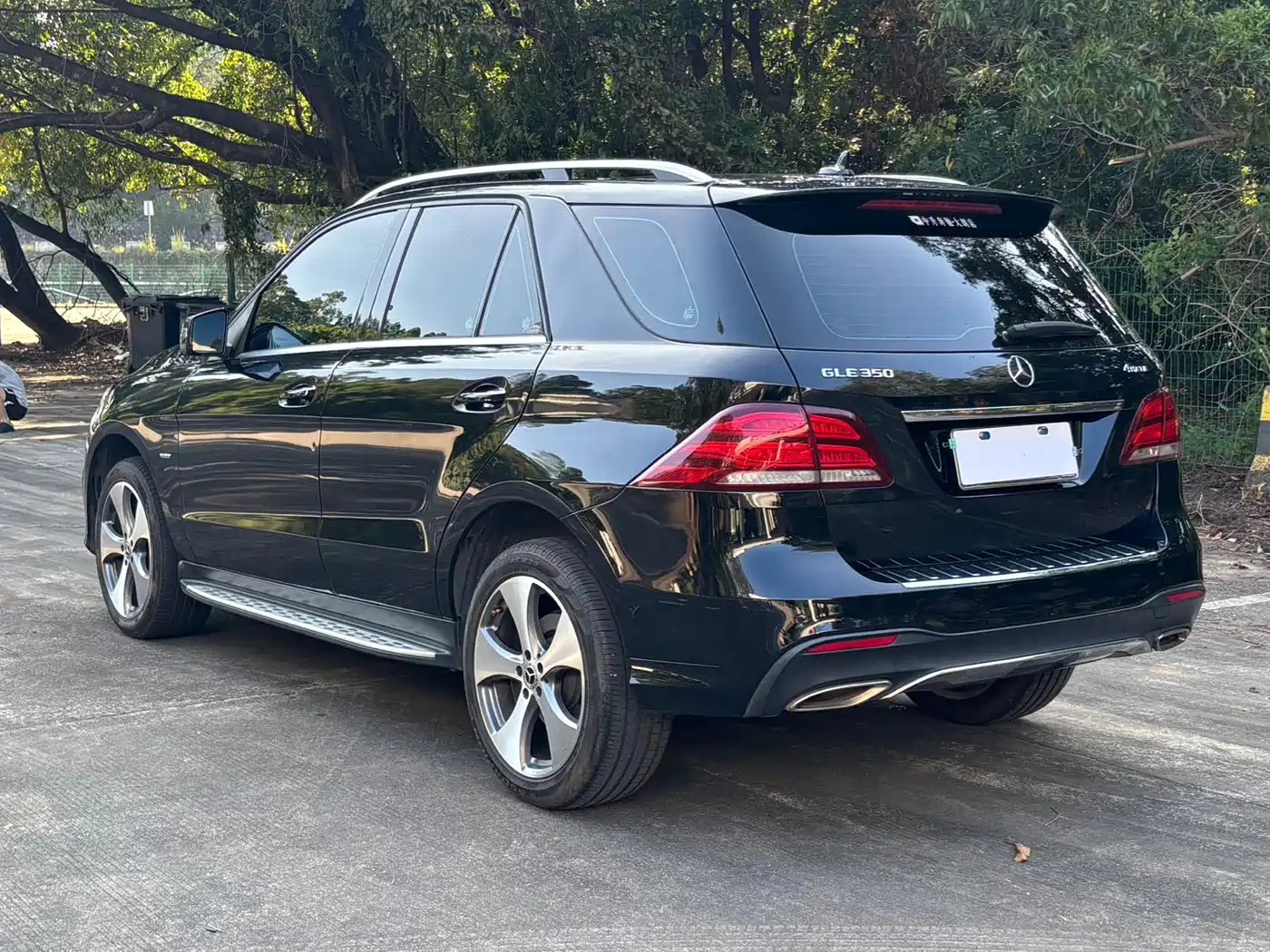 Mercedes-Benz GLE 2018 GLE 320 4MATIC Luxury Ultimate Edition фото 8