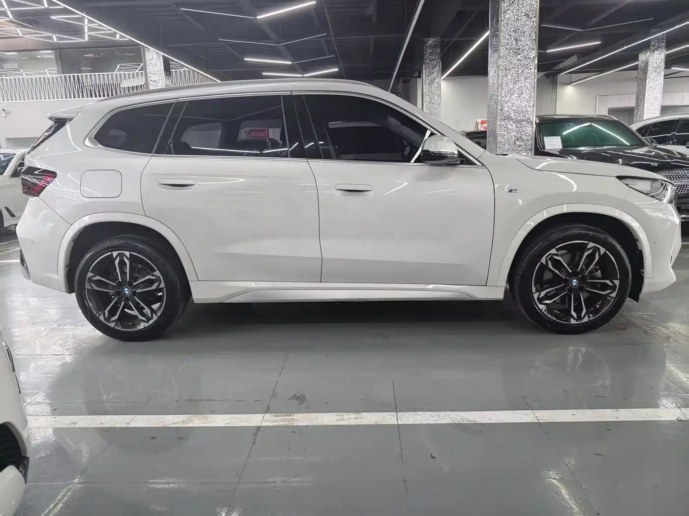 BMW X1 2023 xDrive25Li M Sport Package фото 4