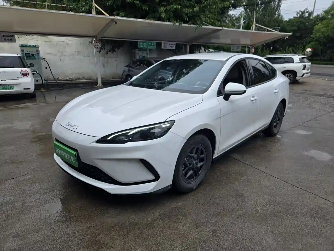 BYD Seal 05 DM-i 2025