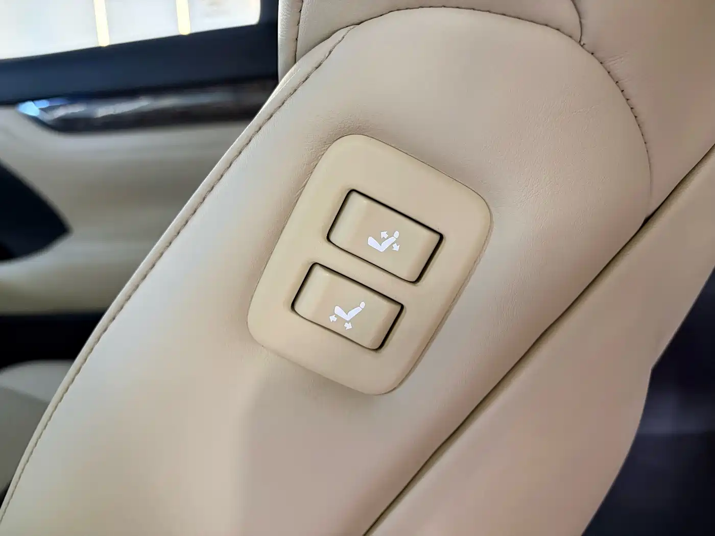 Toyota Vellfire 2020 2019 Hybrid 2.5L HV Premium Edition