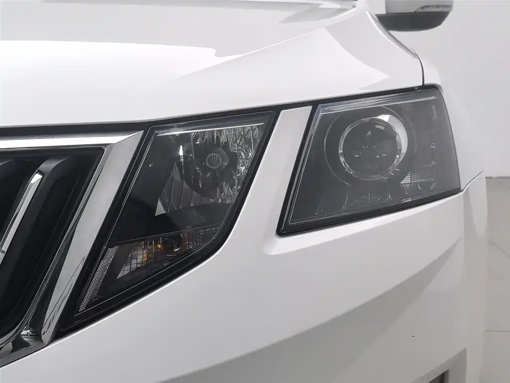Škoda Octavia 2019 1.5L Automatic Smart Comfort China VI фото 7