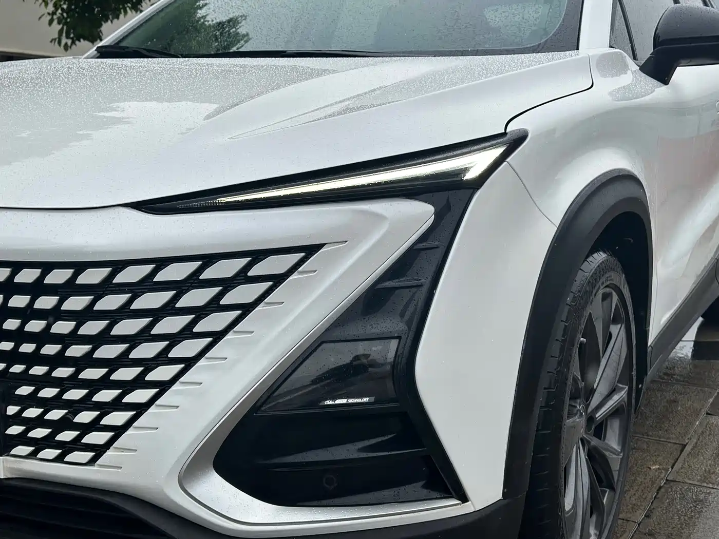 CHANGAN UNI-T