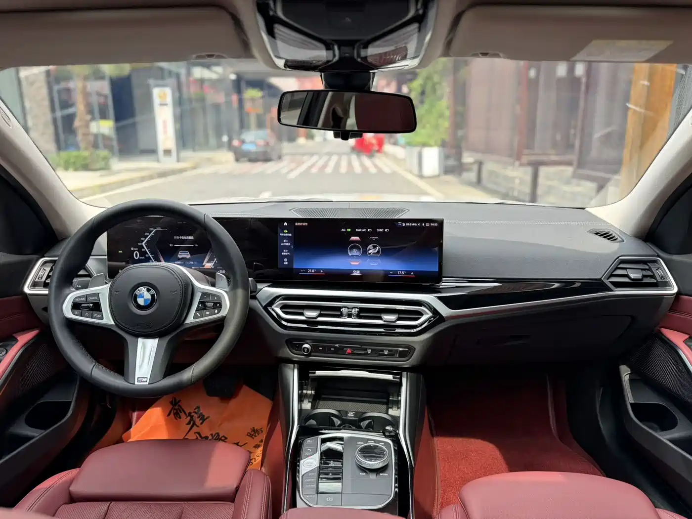 BMW 3 Series 2023 320Li M Sport Package фото 9