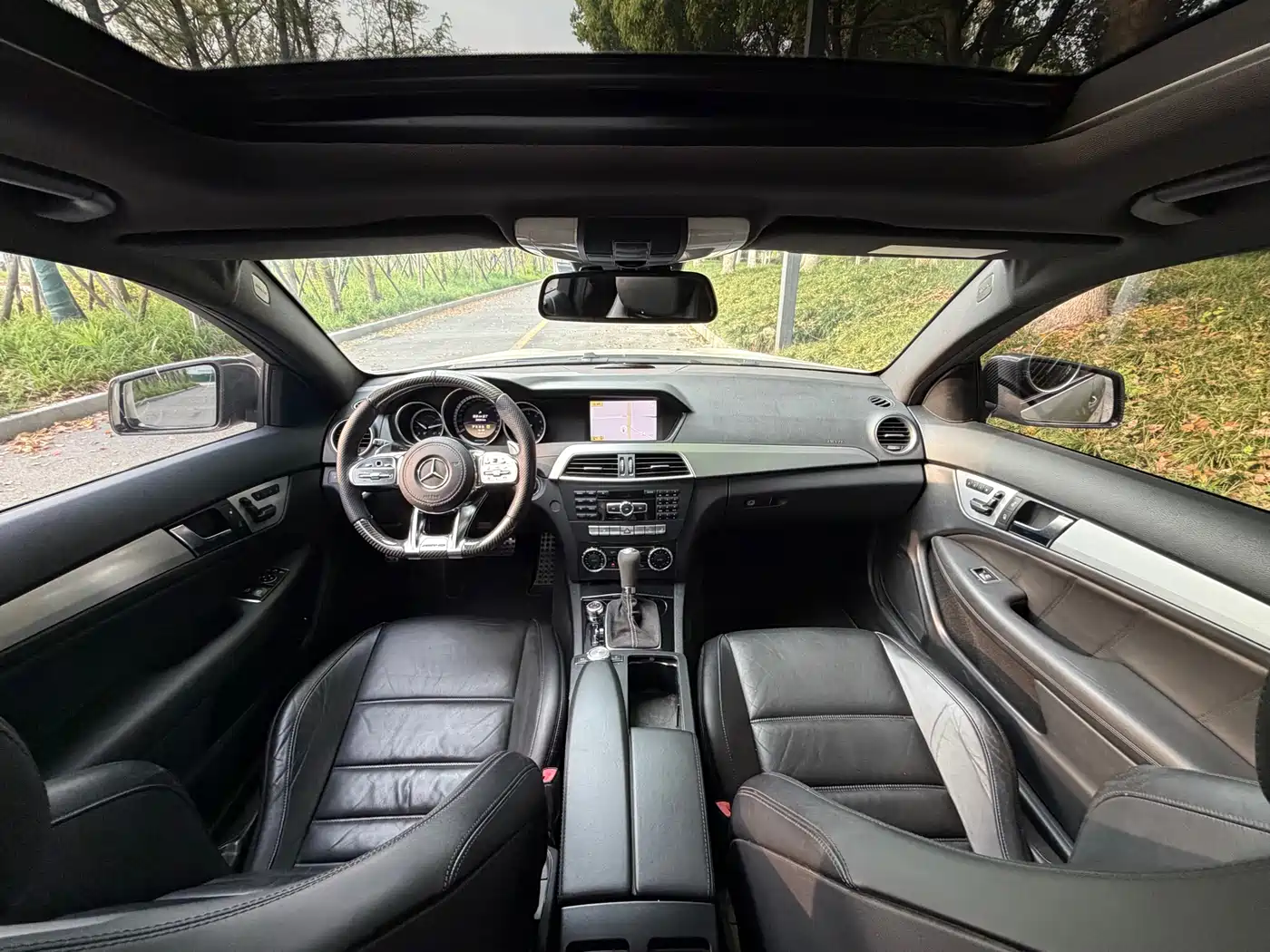 Mercedes-Benz C-Class AMG 2012 AMG C 63 Coupe Dynamic фото 8