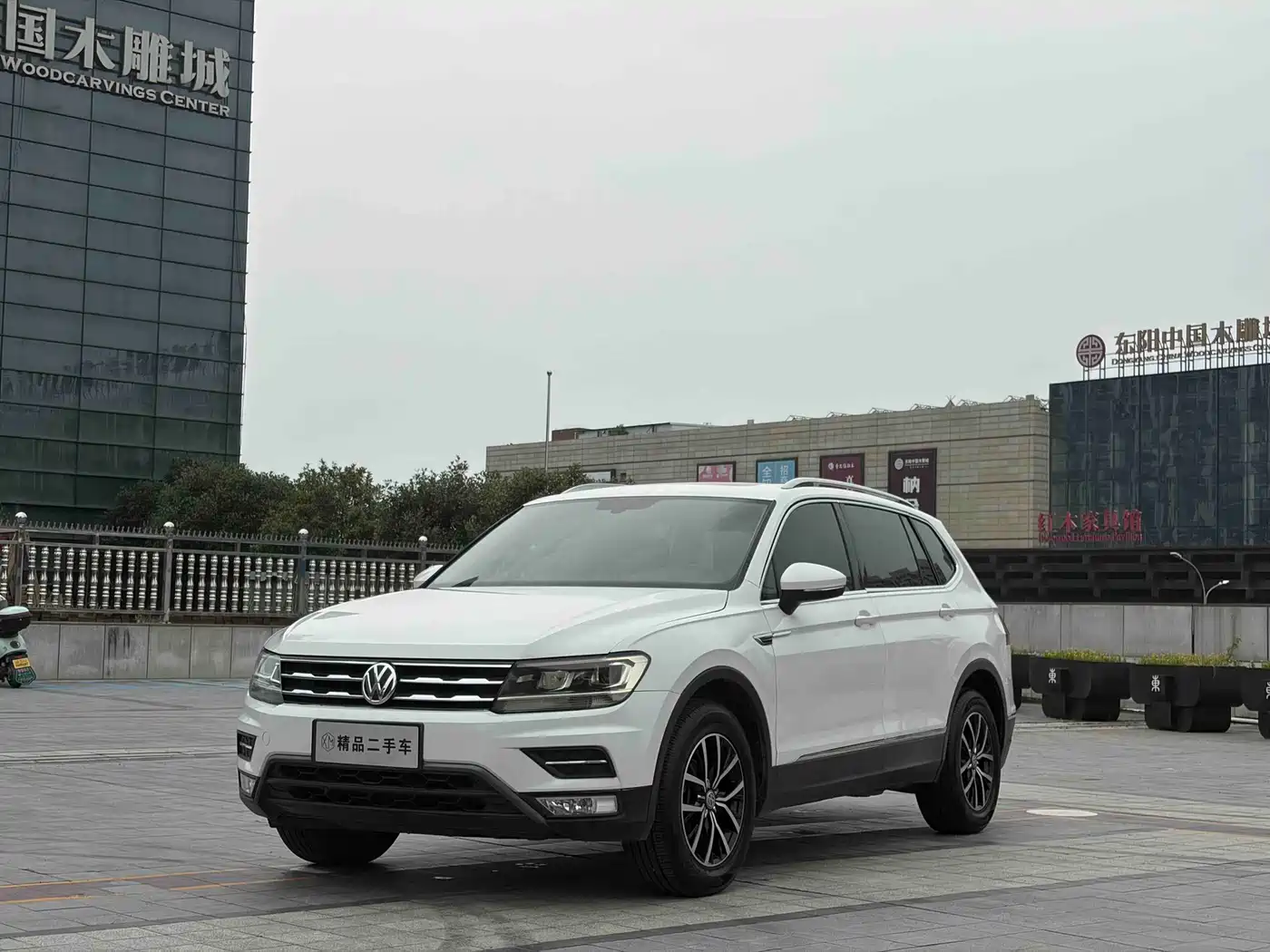 Volkswagen Tiguan L 2017 330TSI Automatic 2WD Luxury Edition