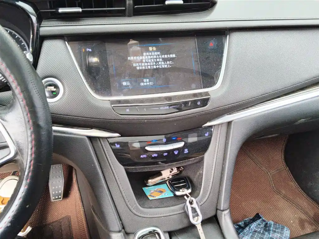 Cadillac XT5 2018 25T Luxury фото 14